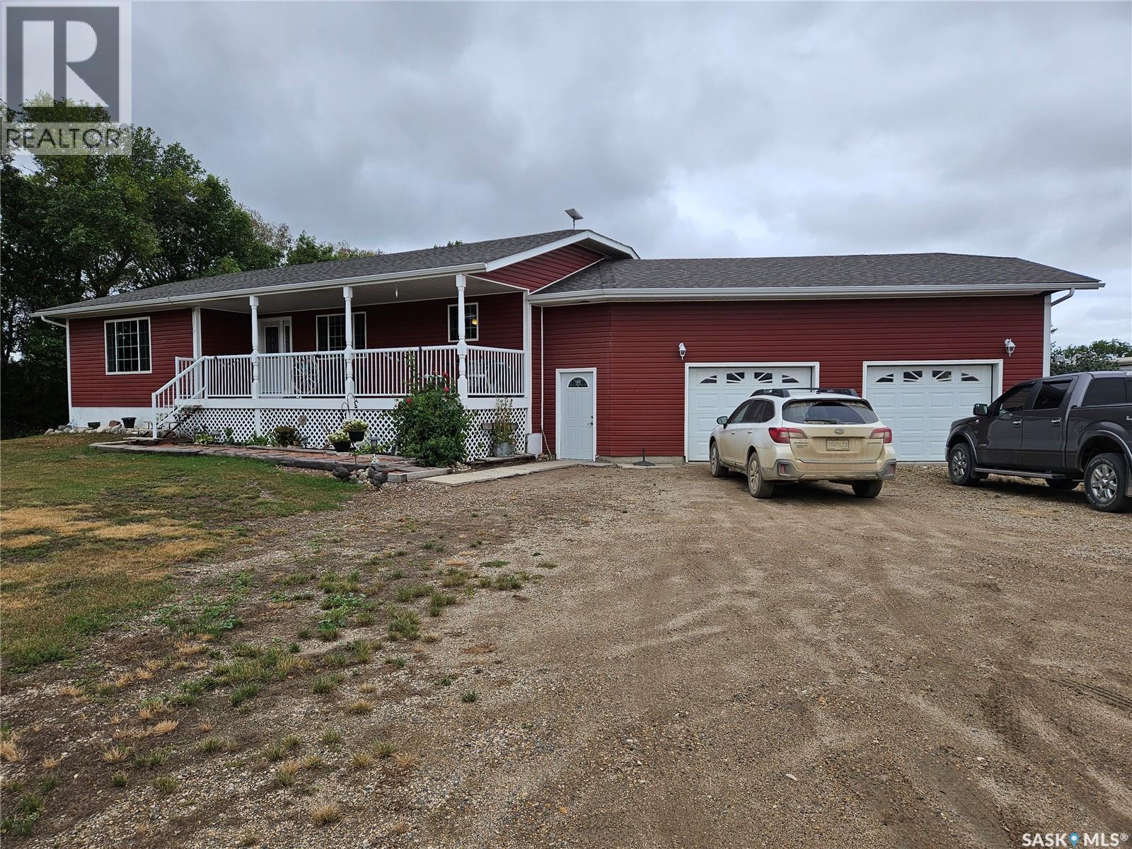 Redvers South Acreage. — photo 12