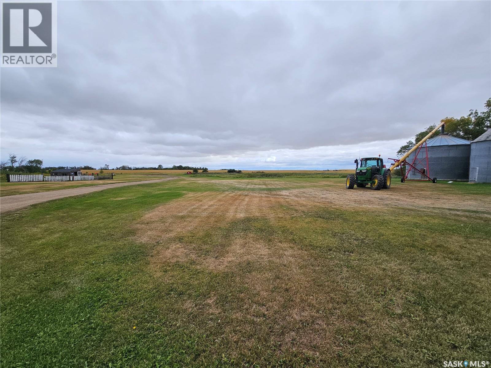Redvers South Acreage. — photo 8