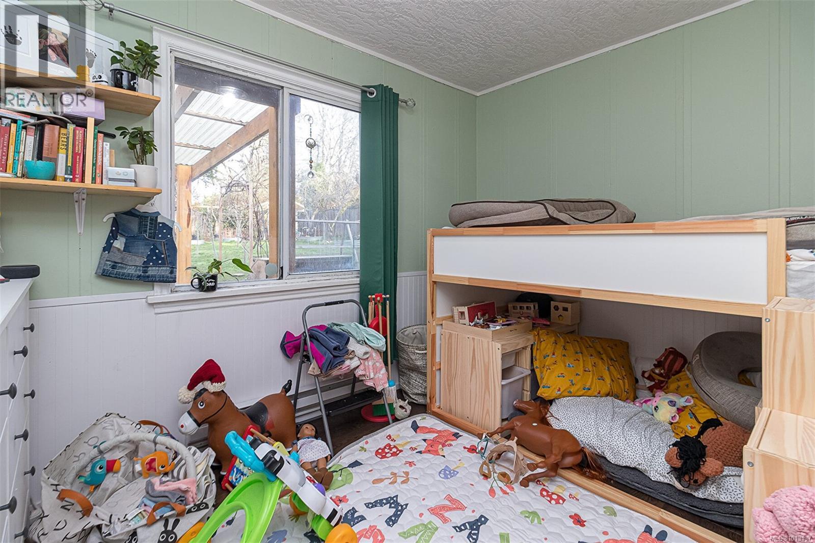  6716 Ayre Road, Sooke