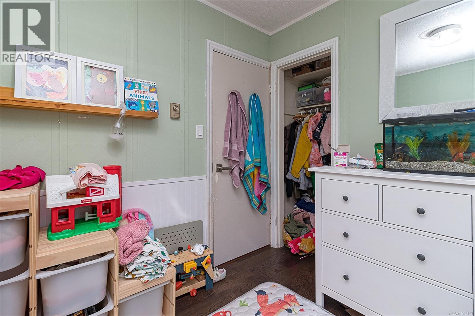  6716 Ayre Road, Sooke