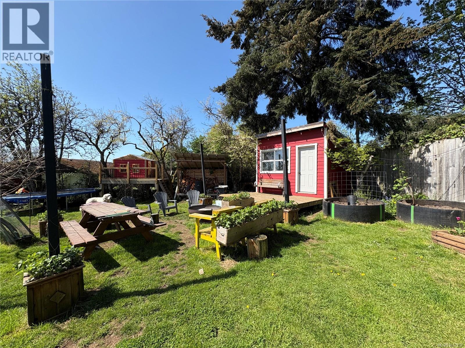  6716 Ayre Road, Sooke