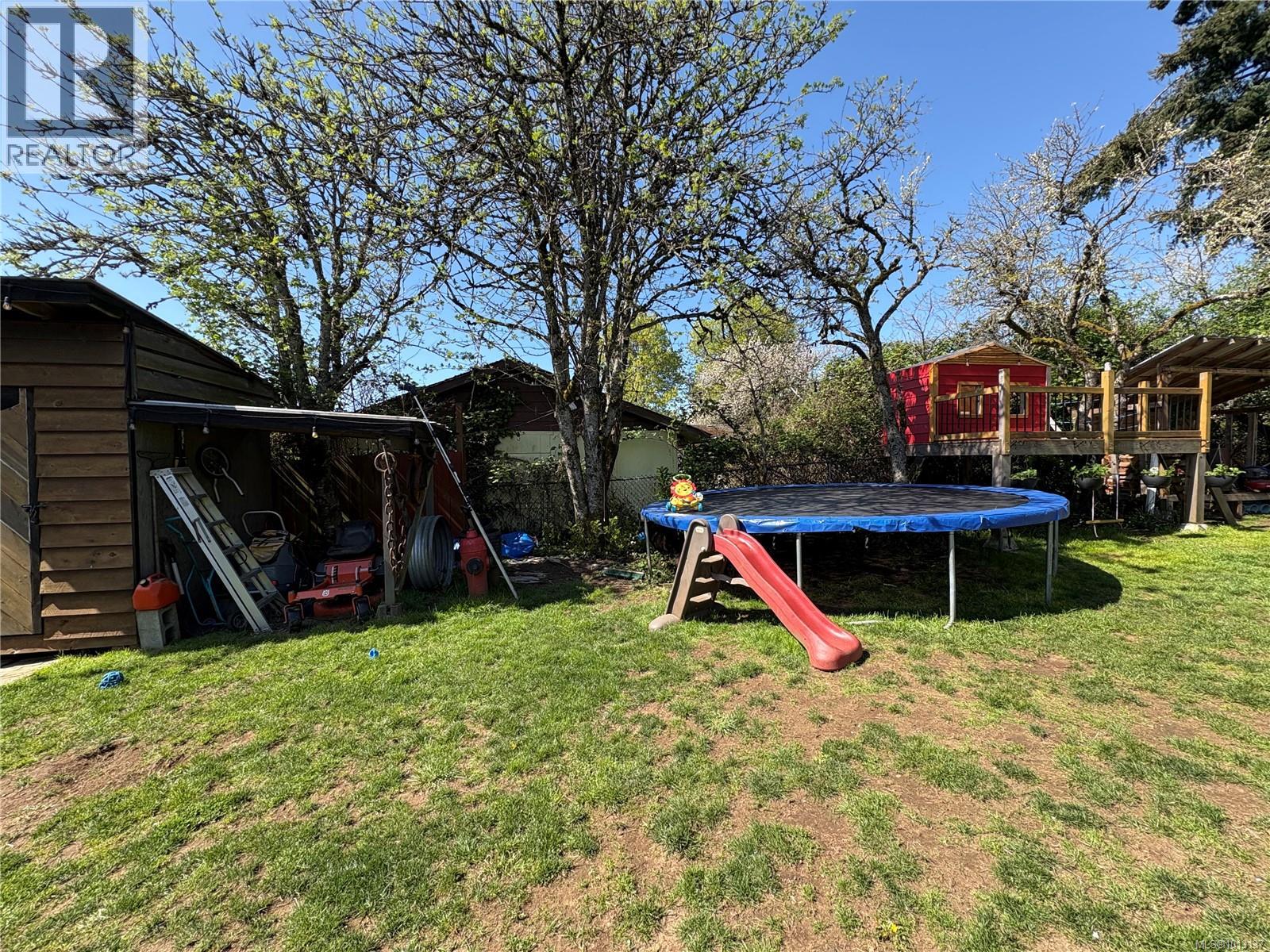  6716 Ayre Road, Sooke
