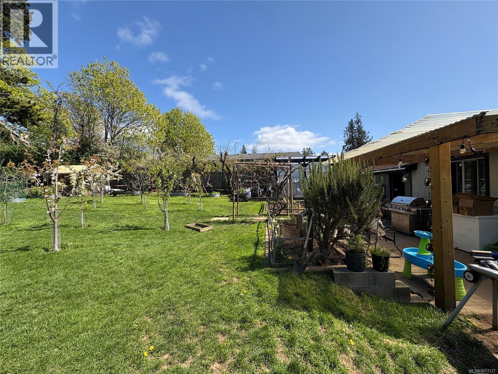  6716 Ayre Road, Sooke