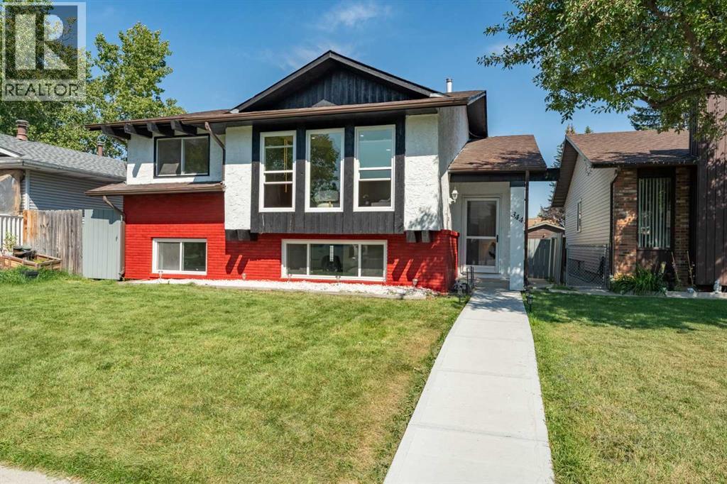 Single Family House Bi-level for Sale in  Templeview Drive NE Temple Calgary 