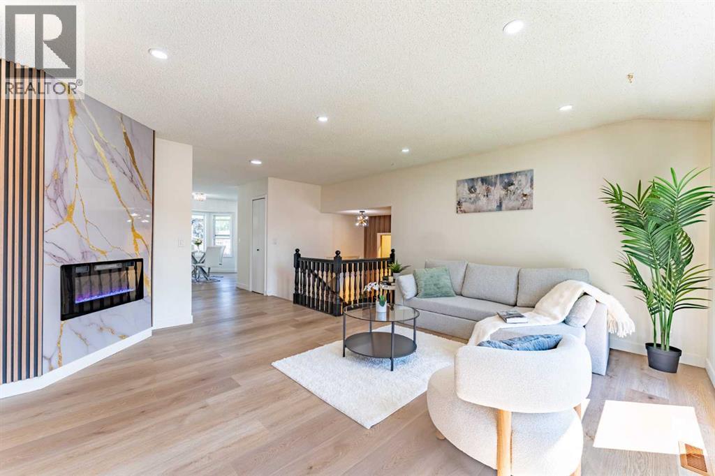 Single Family House Bi-level for Sale in  Templeview Drive NE Temple Calgary 