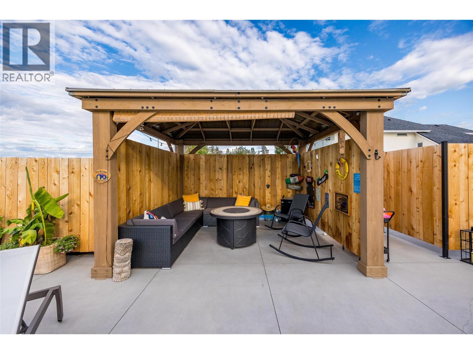  415 Curlew Drive, Kelowna