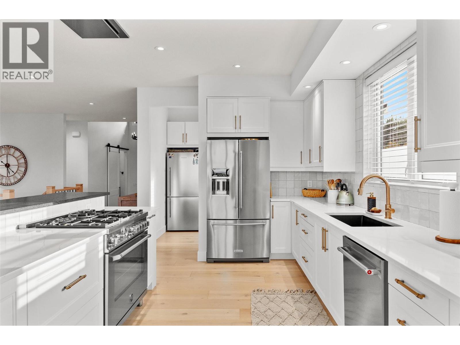  415 Curlew Drive, Kelowna