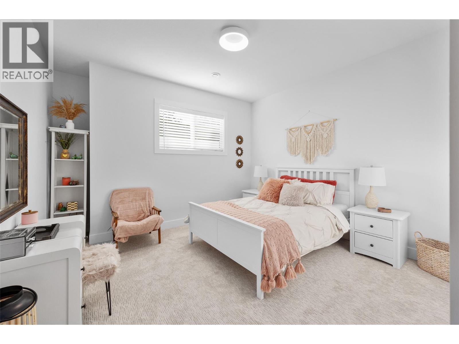  415 Curlew Drive, Kelowna
