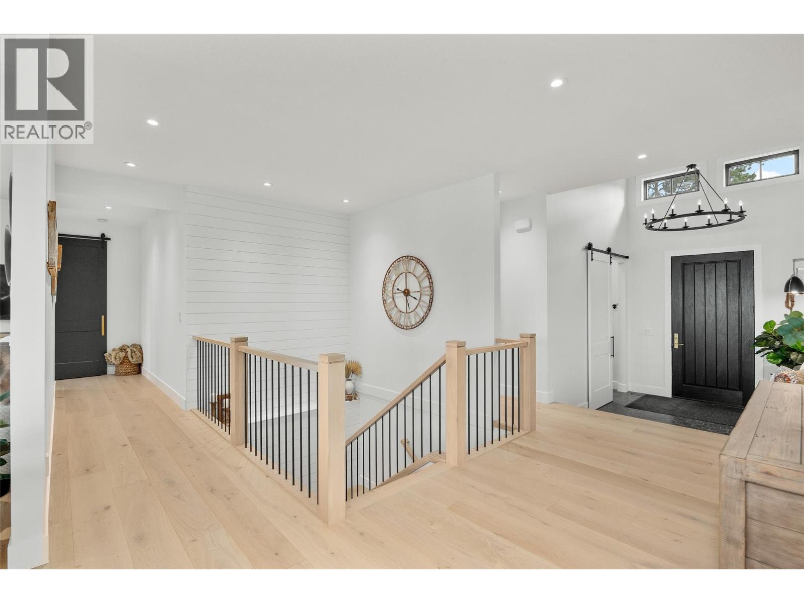  415 Curlew Drive, Kelowna