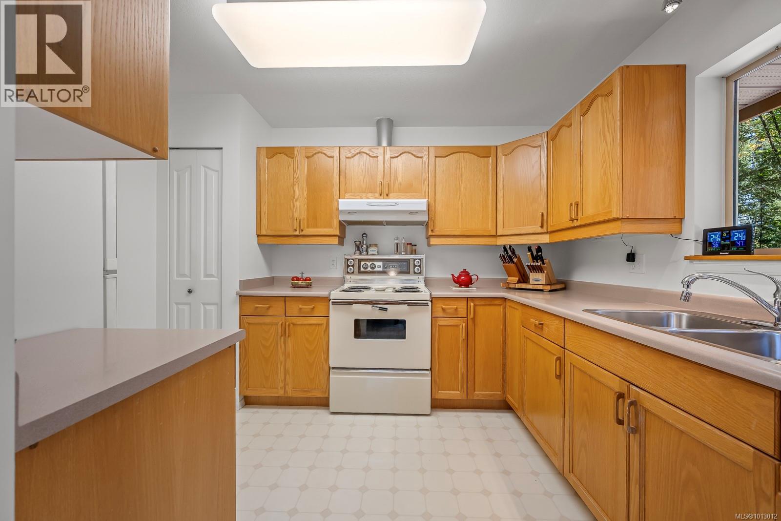 3465 CESSFORD Rd, Courtenay