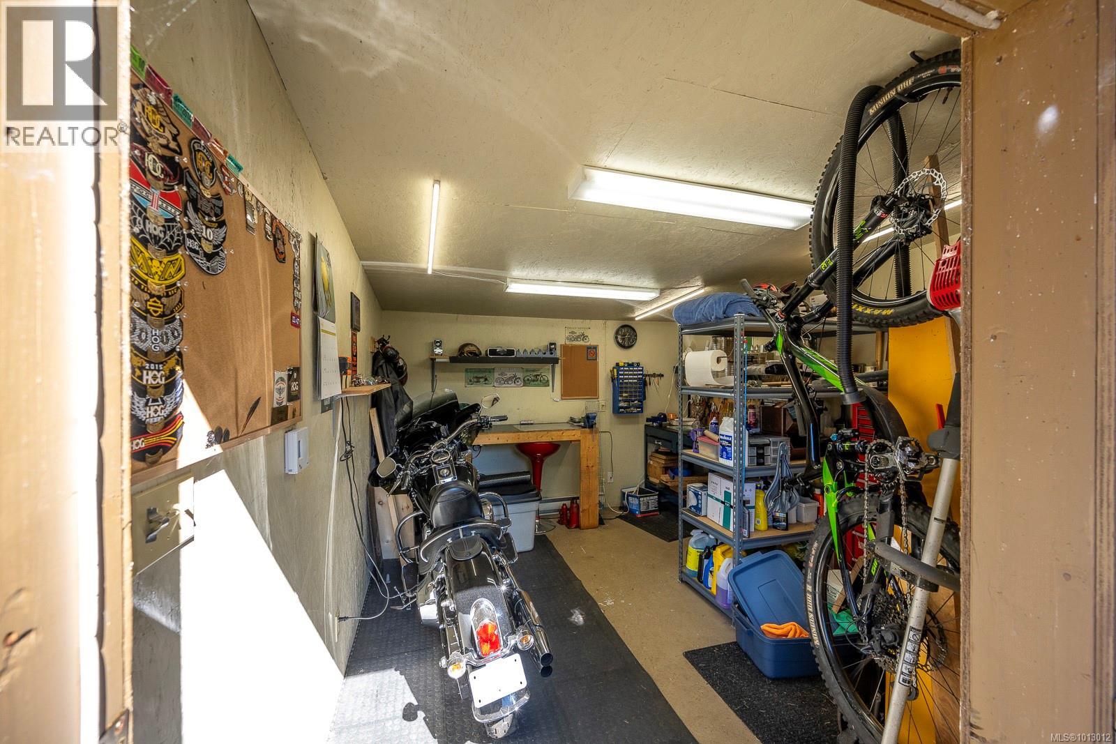 3465 CESSFORD Rd, Courtenay