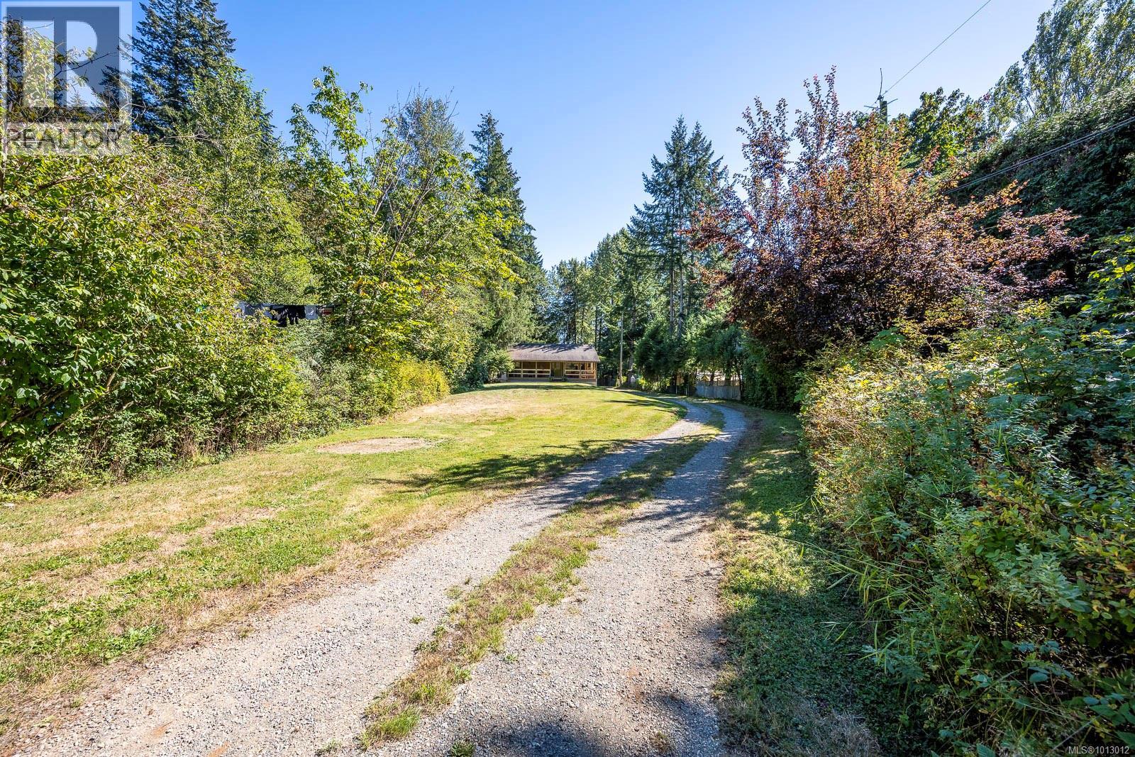 3465 CESSFORD Rd, Courtenay