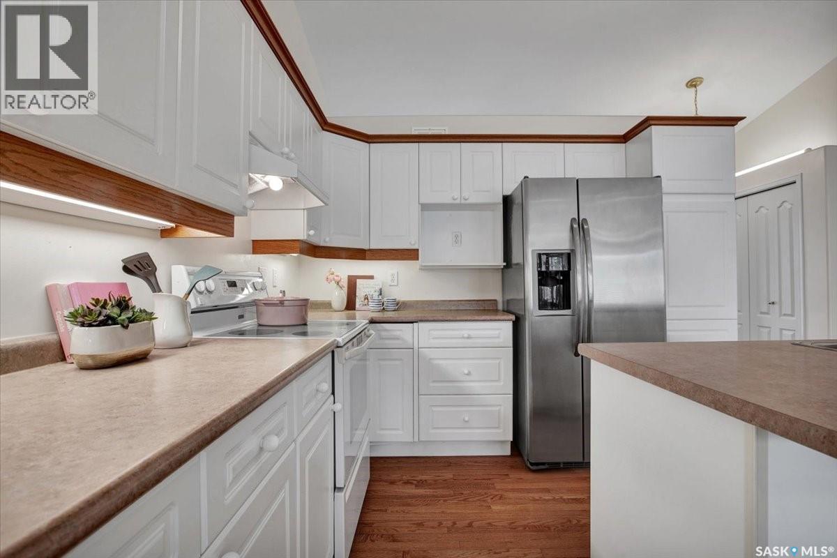 Single Family House Bungalow for Sale in   Heritage GREEN Saskatoon 