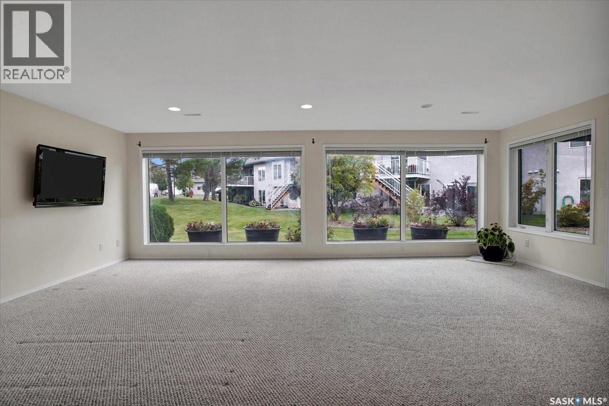 Single Family House Bungalow for Sale in   Heritage GREEN Saskatoon 