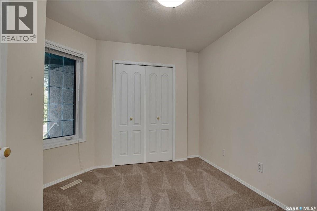 Single Family House Bungalow for Sale in   Heritage GREEN Saskatoon 