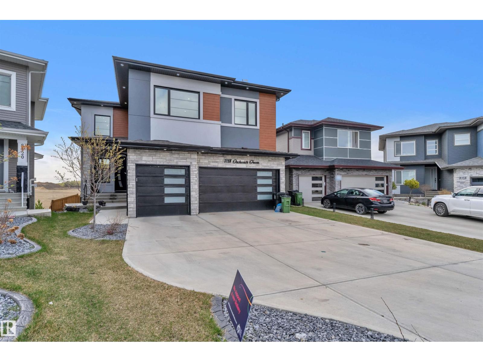 8118 ORCHARDS GREEN GR SW, Edmonton
