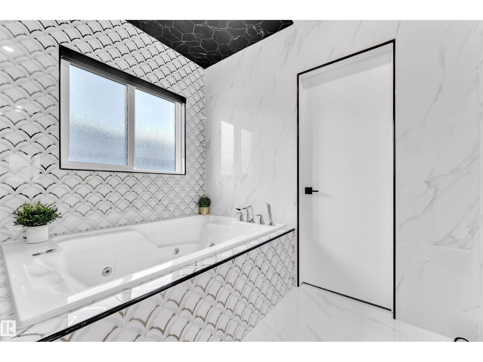 8118 ORCHARDS GREEN GR SW, Edmonton