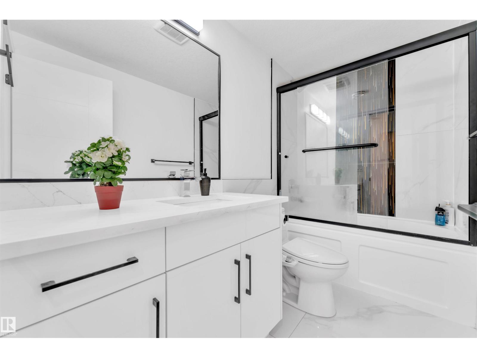 8118 ORCHARDS GREEN GR SW, Edmonton