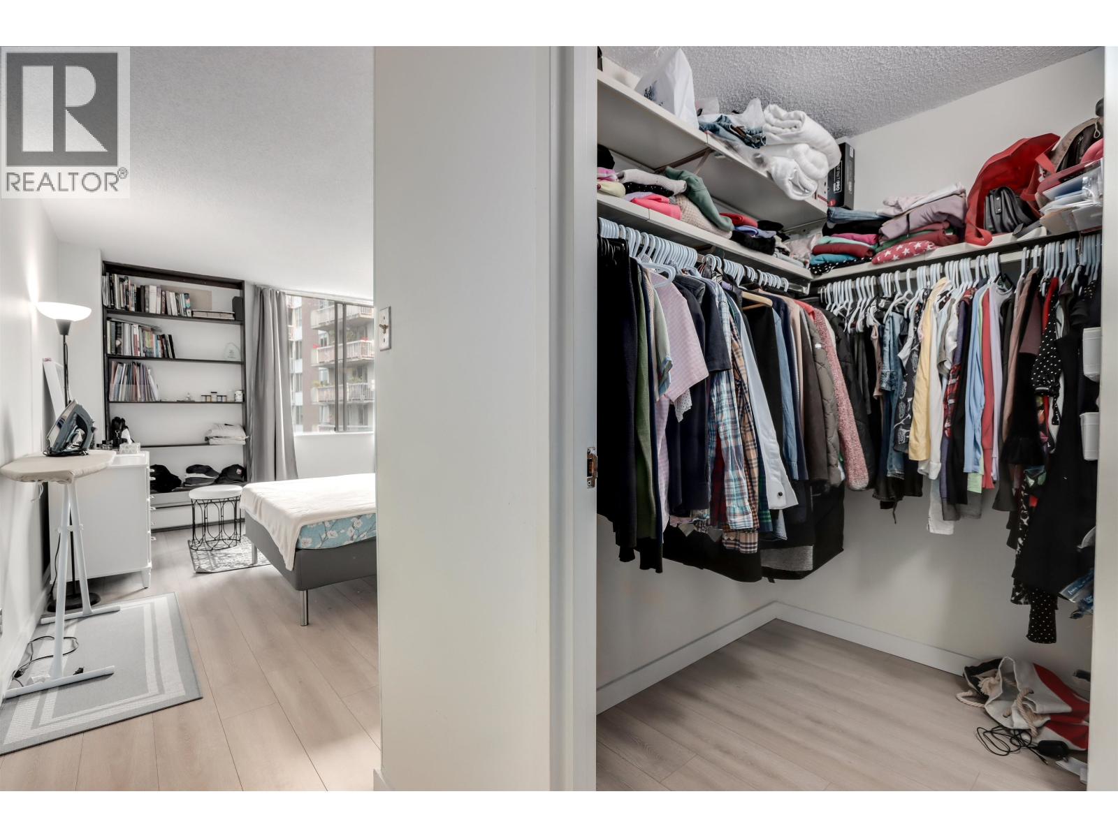 1004 2024 FULLERTON AVENUE, North Vancouver