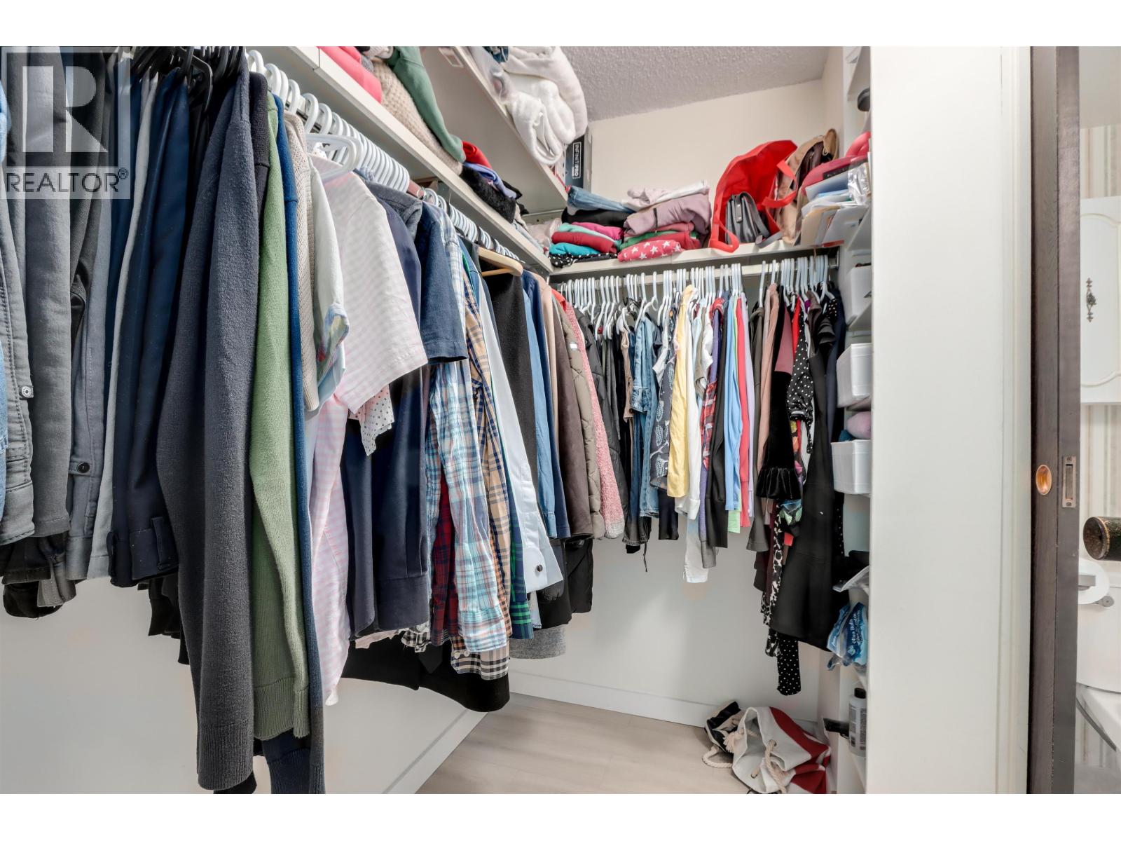 1004 2024 FULLERTON AVENUE, North Vancouver