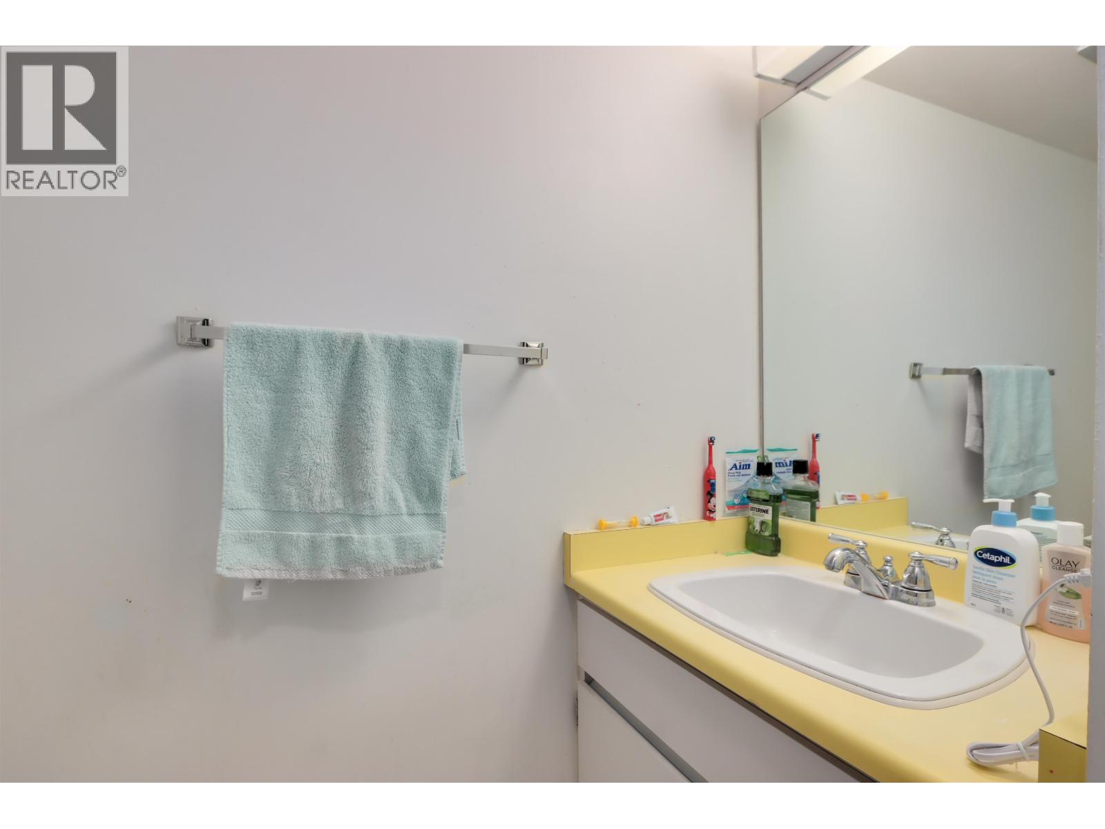 1004 2024 FULLERTON AVENUE, North Vancouver