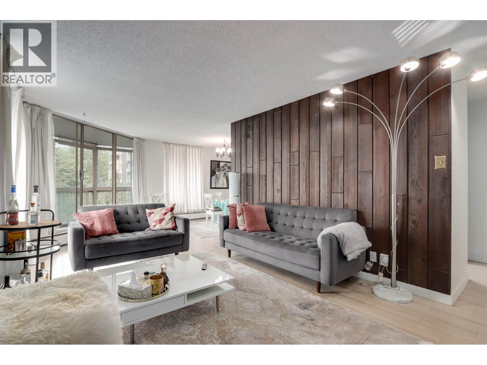 1004 2024 FULLERTON AVENUE, North Vancouver