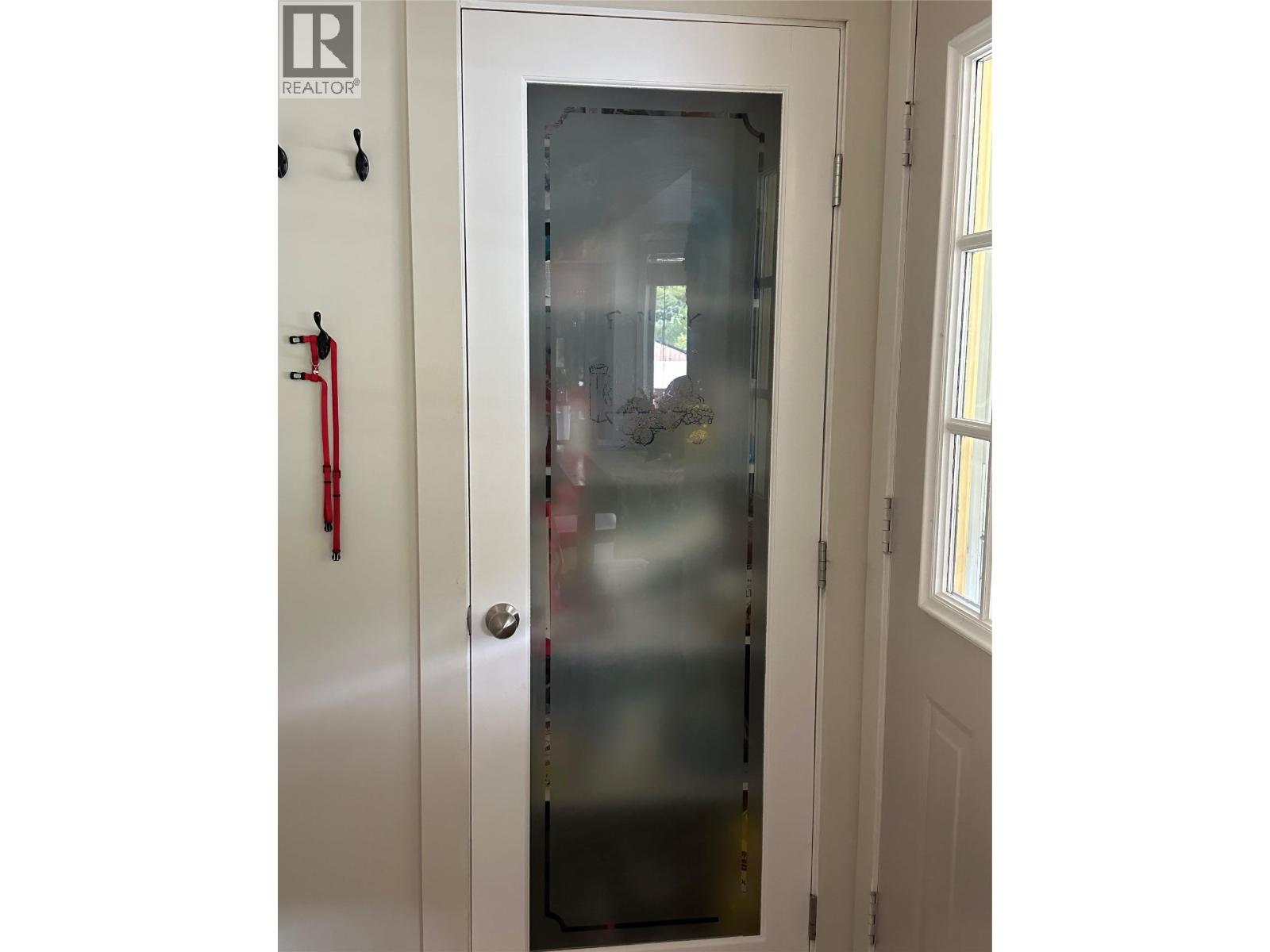 817 Kimberley Avenue - 13