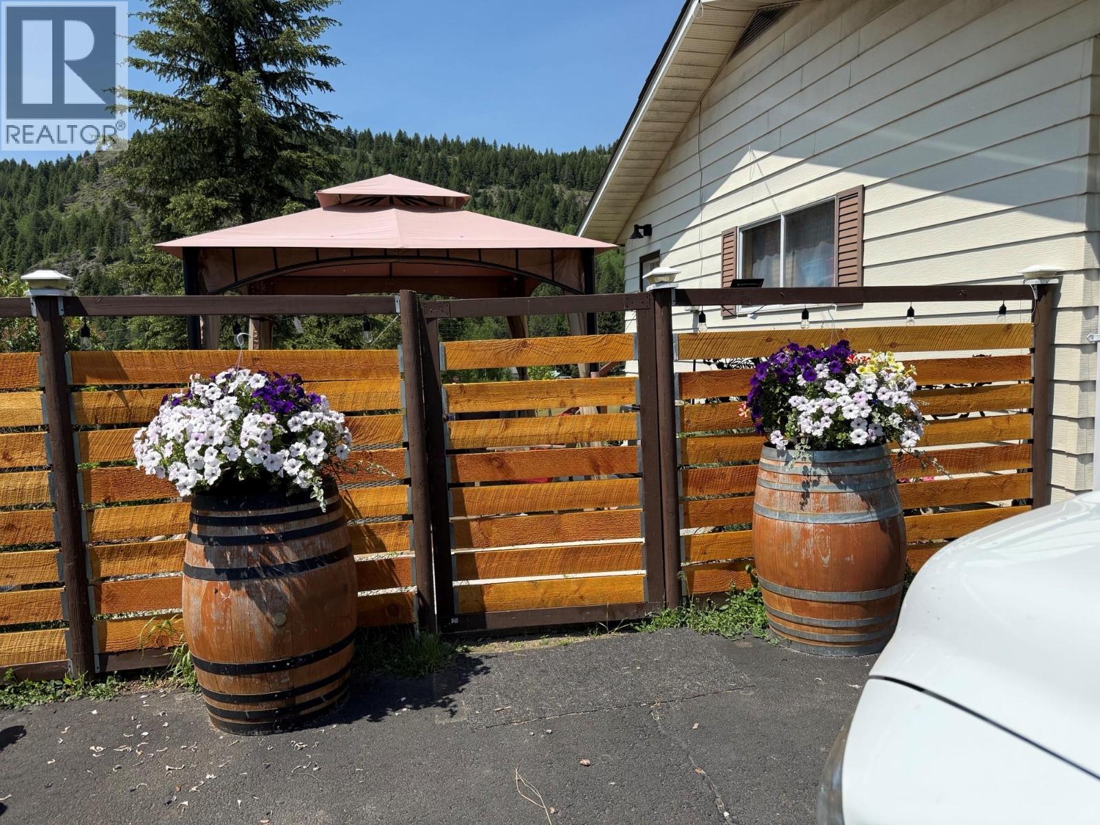 817 Kimberley Avenue - 3
