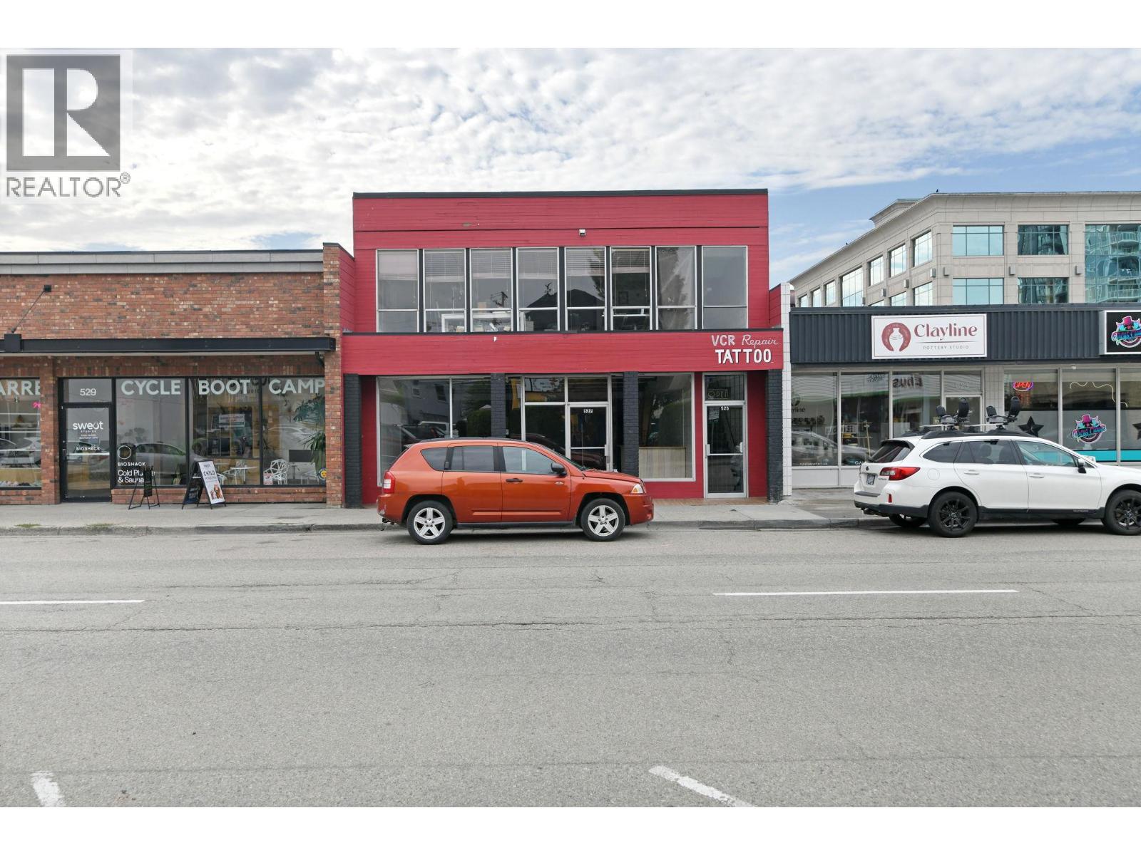 525 -527 Lawrence Avenue, Kelowna