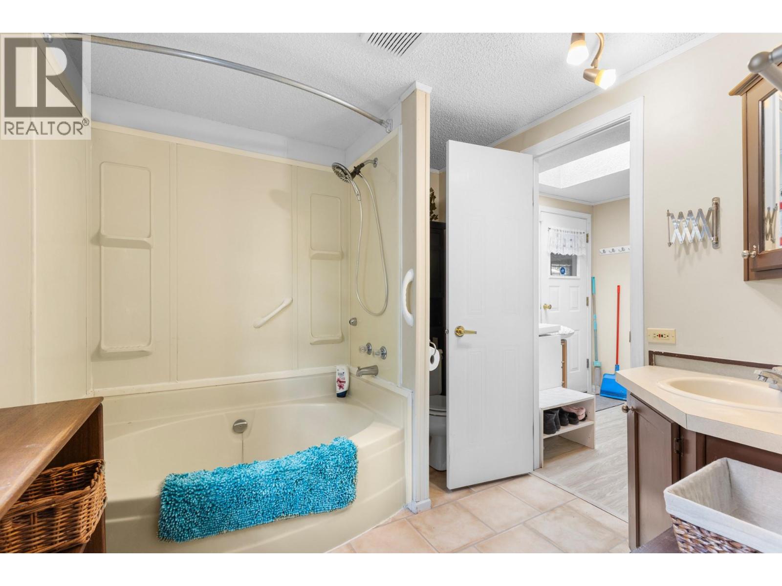 214 2001 Highway 97 Other South, West Kelowna