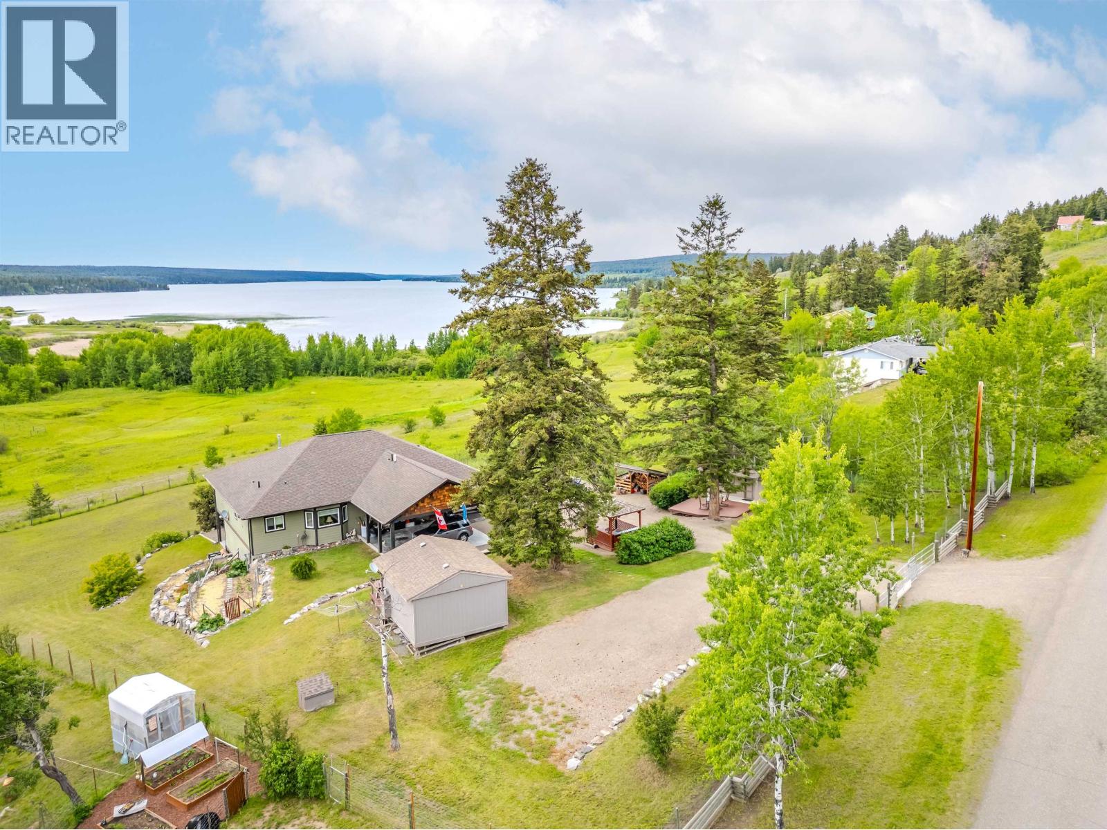 4162 LAC LA HACHE STATION ROAD, Lac La Hache