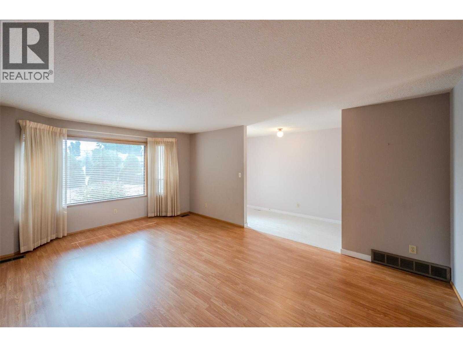 271 Brandon Avenue, Penticton
