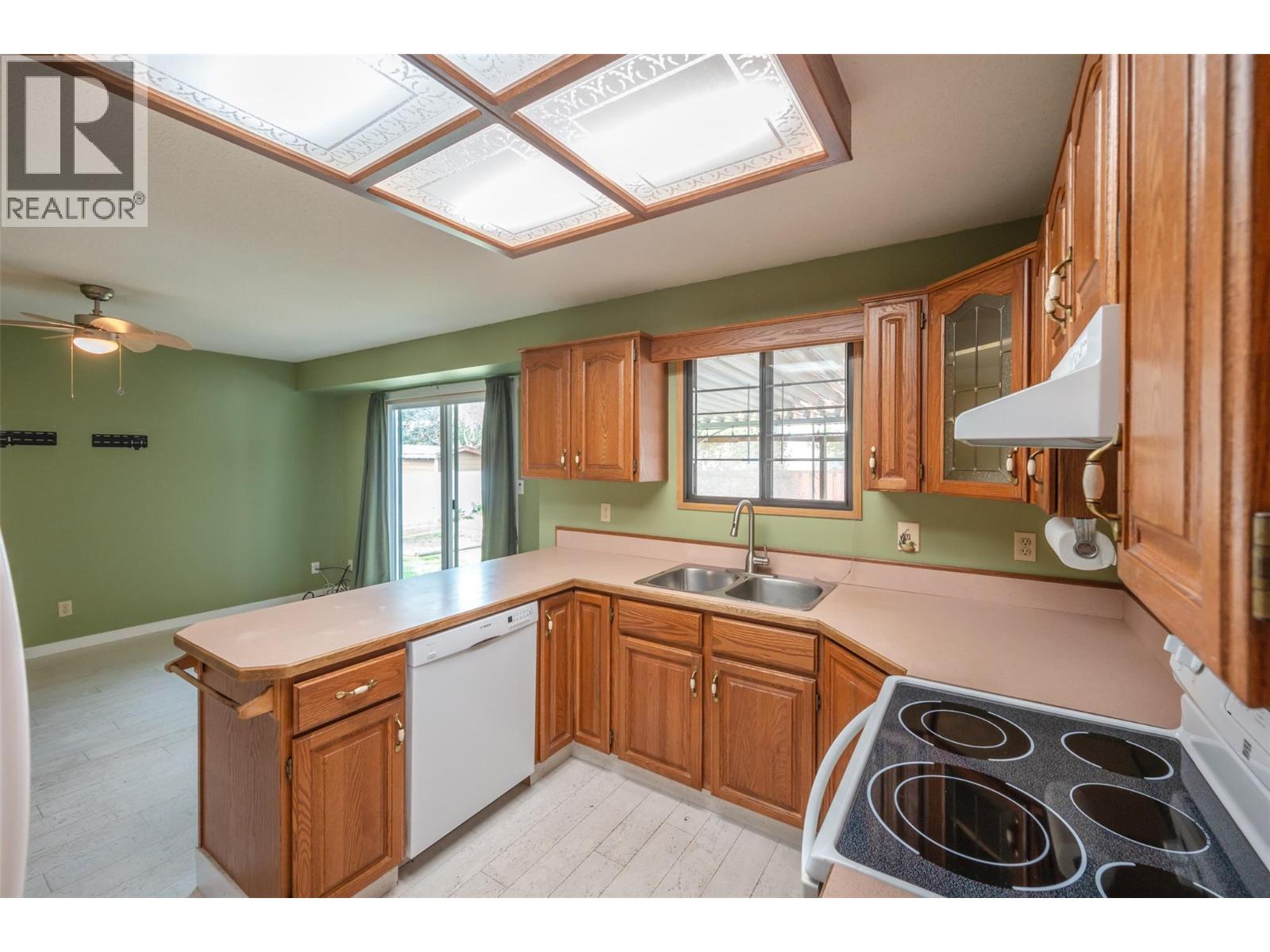 271 Brandon Avenue, Penticton