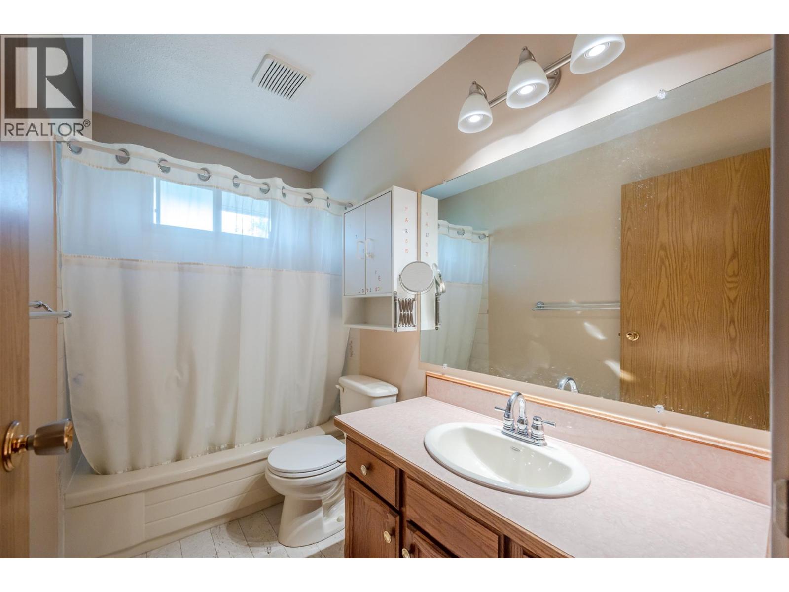 271 Brandon Avenue, Penticton