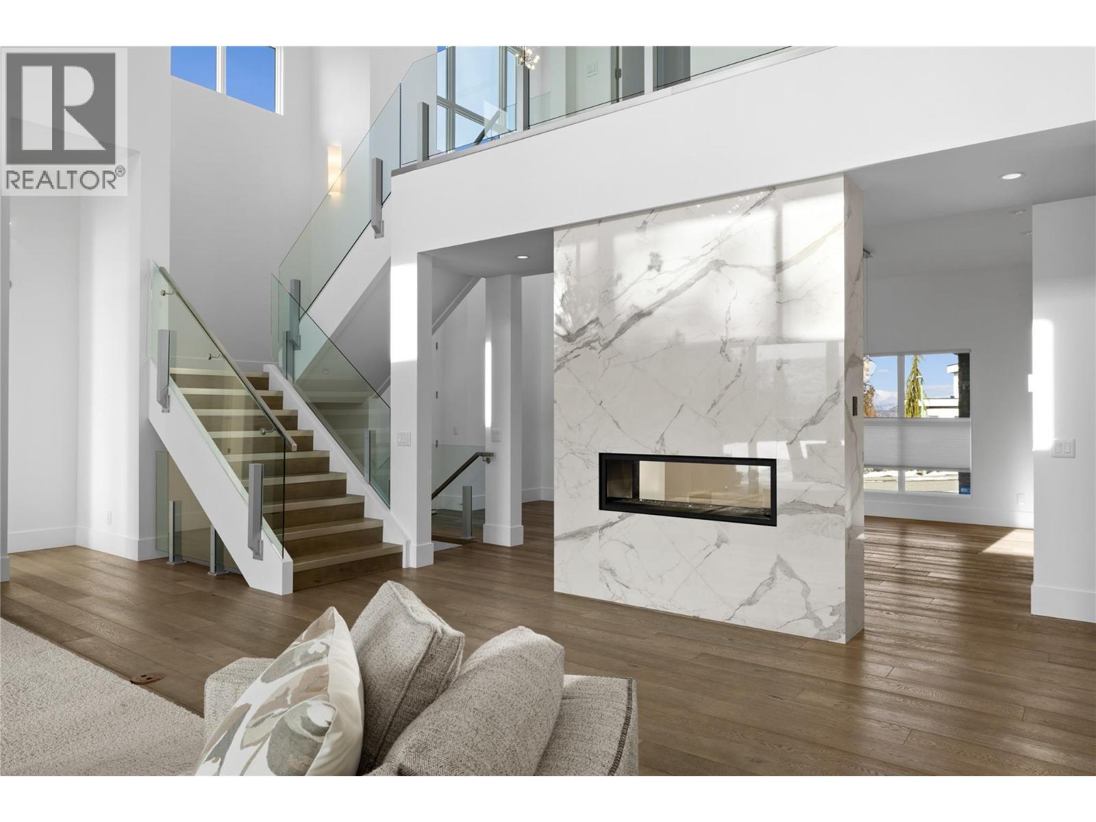  1049 Westpoint Drive, Kelowna