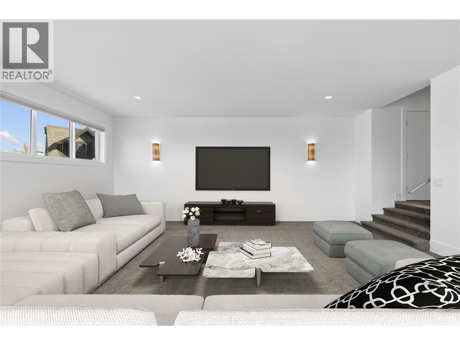  1049 Westpoint Drive, Kelowna