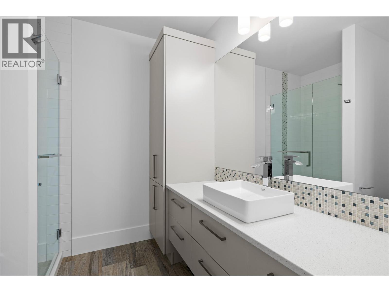  1049 Westpoint Drive, Kelowna