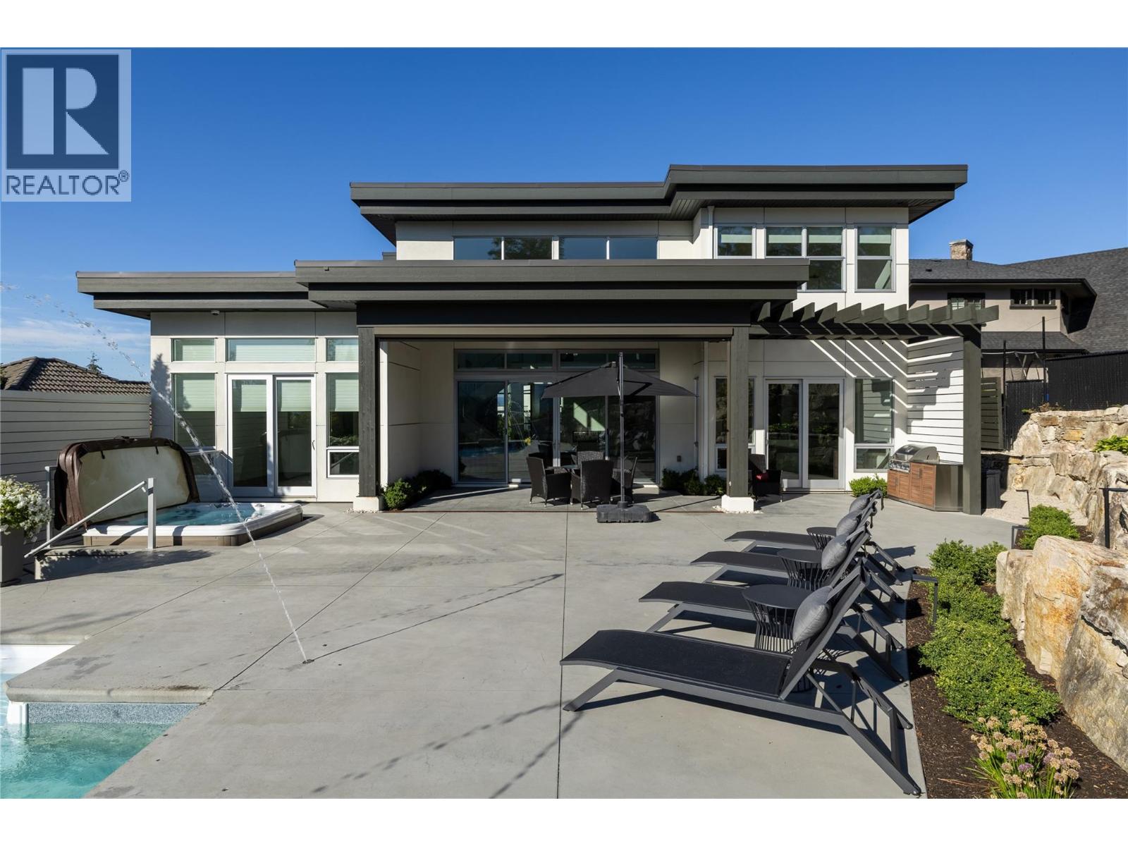  1049 Westpoint Drive, Kelowna