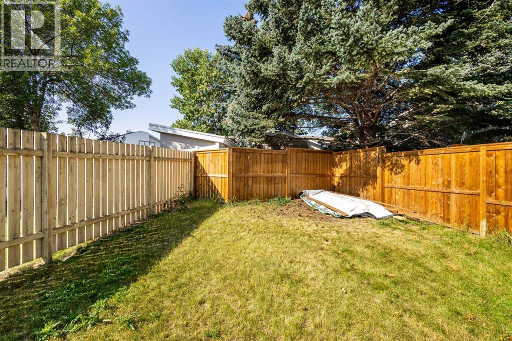 Single Family House for Sale in  Scenic Cove Circle NW Scenic Acres Calgary 