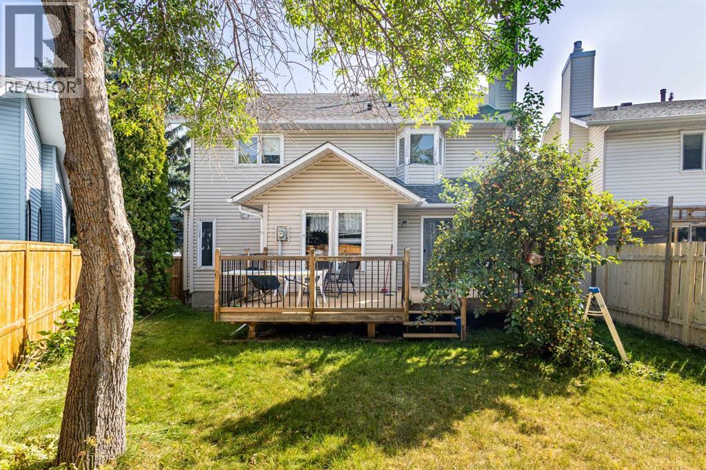Single Family House for Sale in  Scenic Cove Circle NW Scenic Acres Calgary 