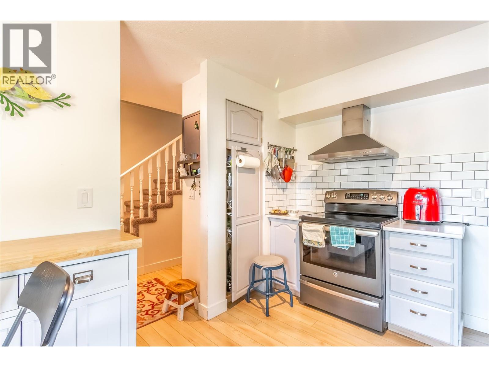 156 1995 Burtch Road, Kelowna