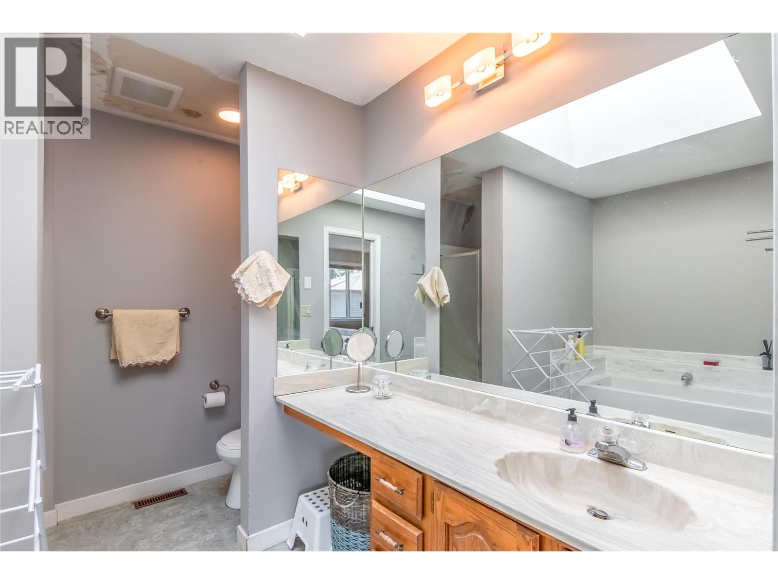 156 1995 Burtch Road, Kelowna