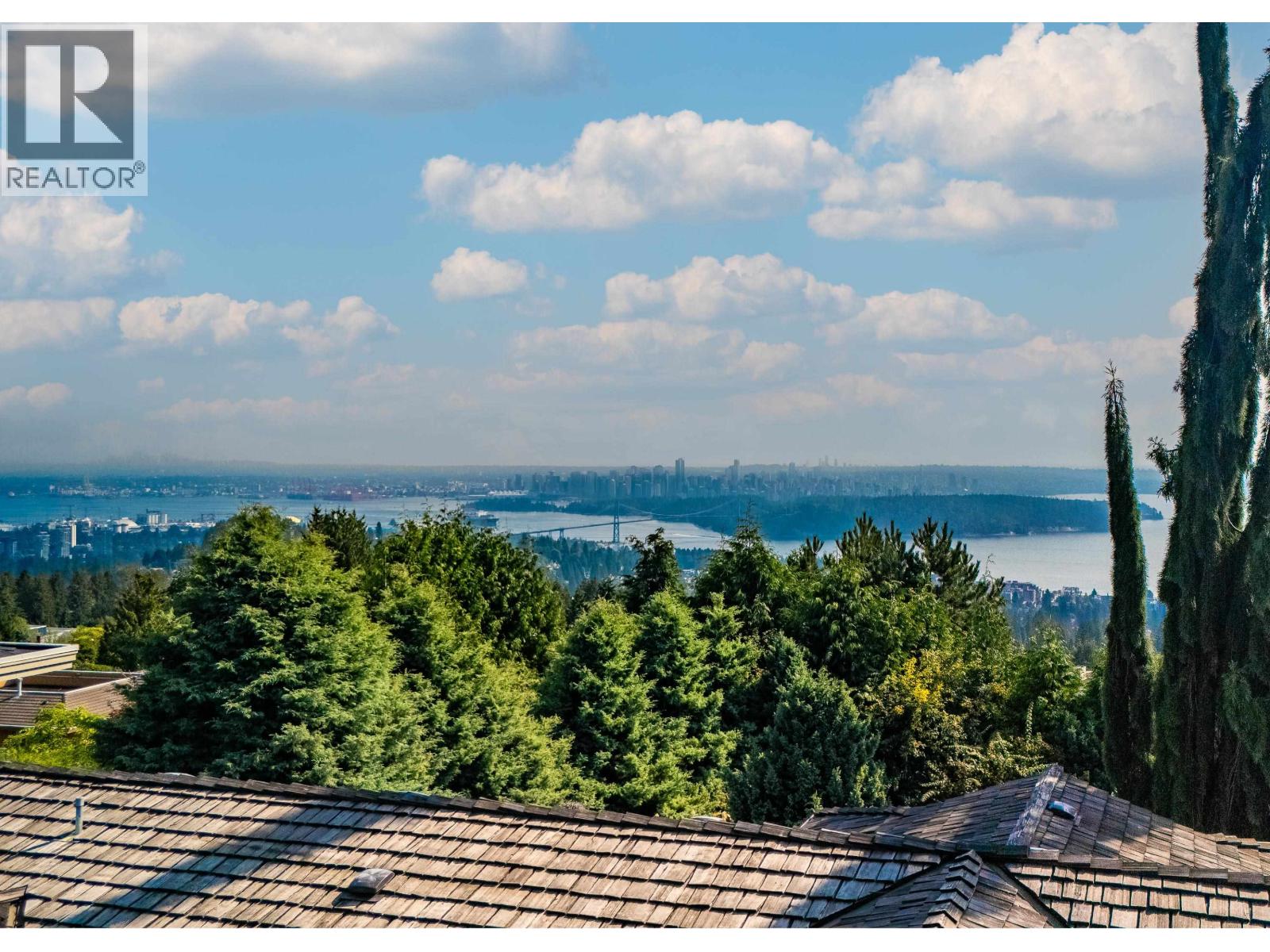 1346 WHITBY ROAD, West Vancouver