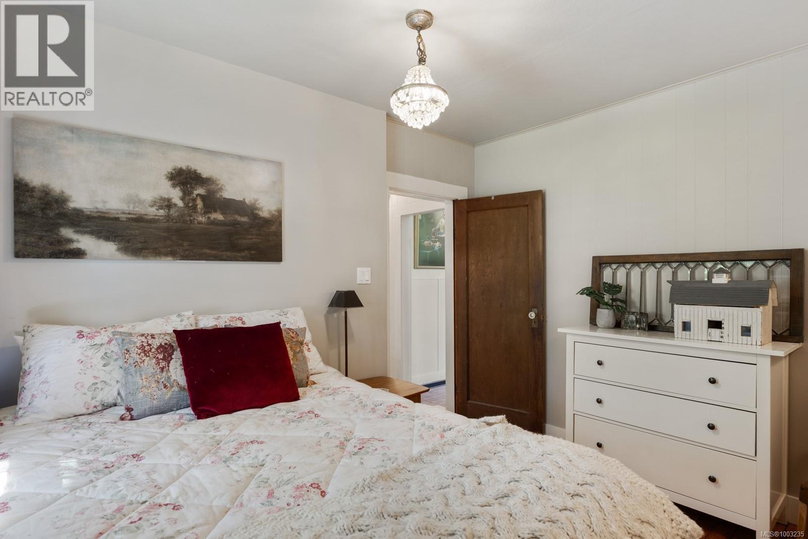 3838/3836 Royston Rd, Royston
