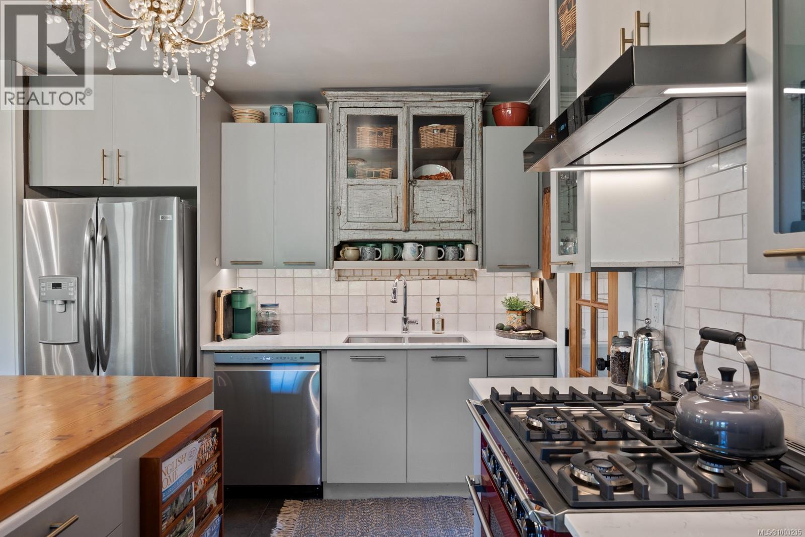 3838/3836 Royston Rd, Royston