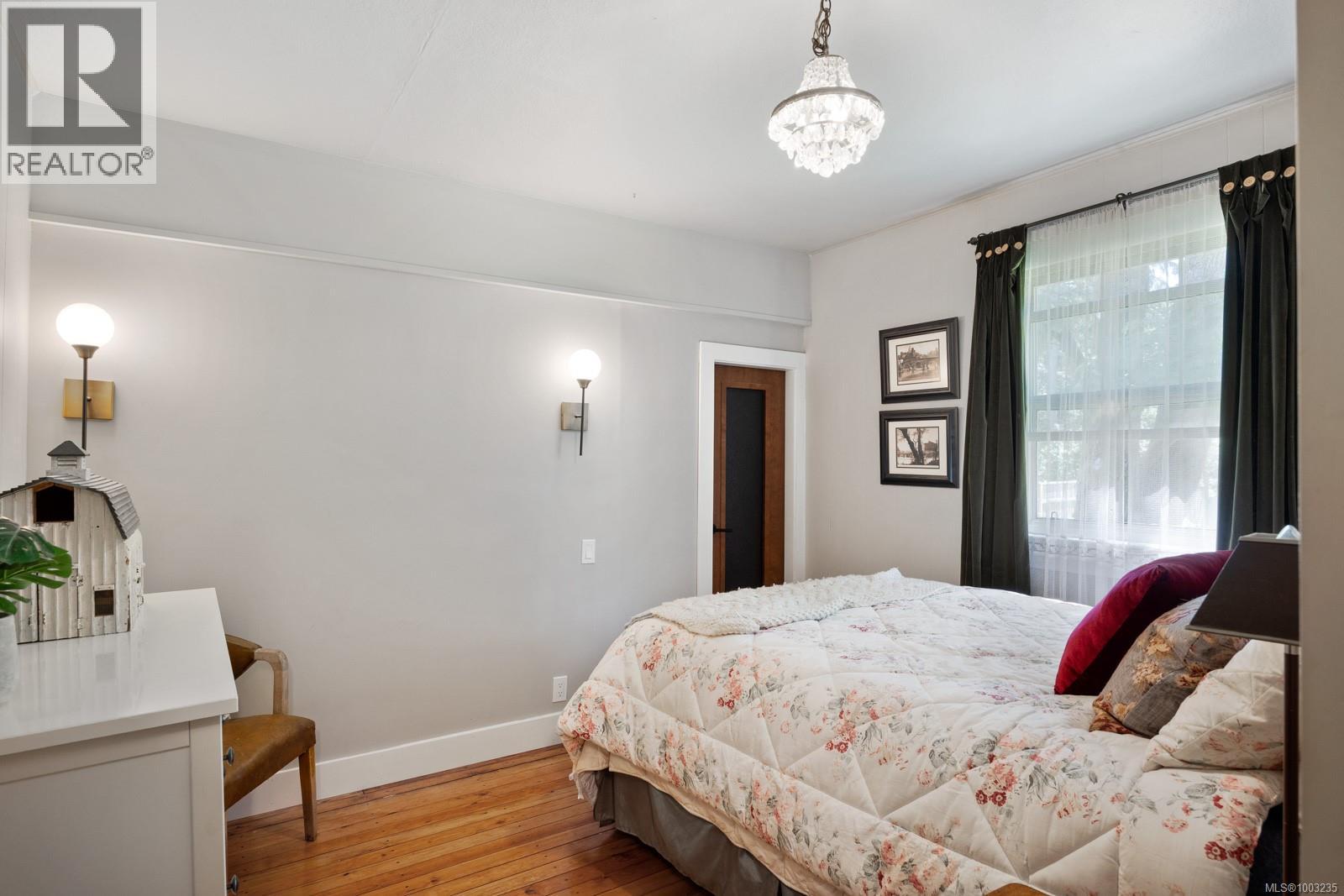 3838/3836 Royston Rd, Royston