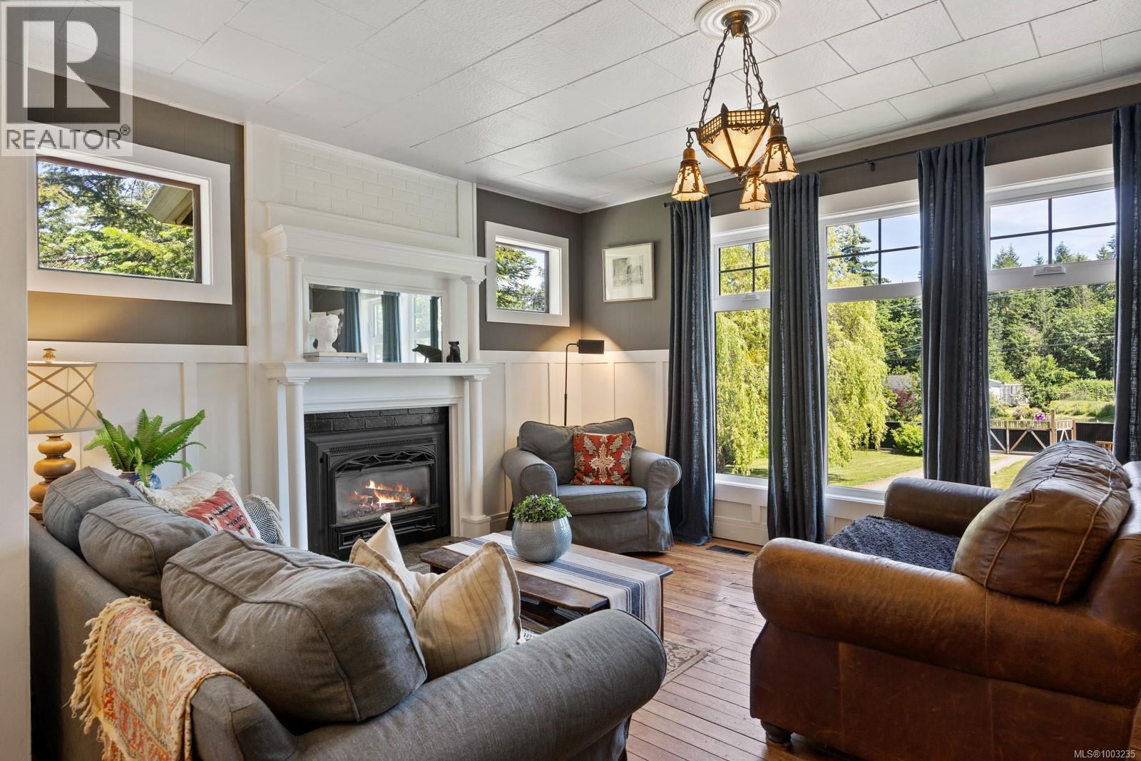 3838/3836 Royston Rd, Royston