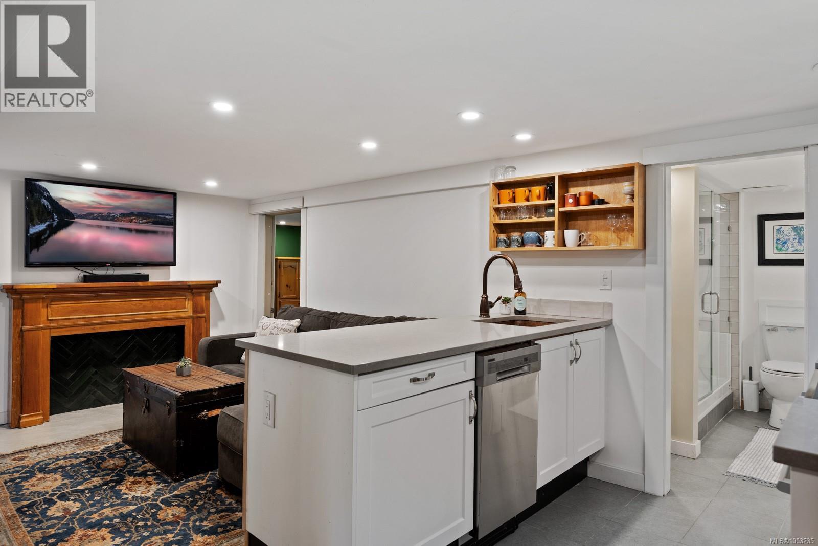 3838/3836 Royston Rd, Royston