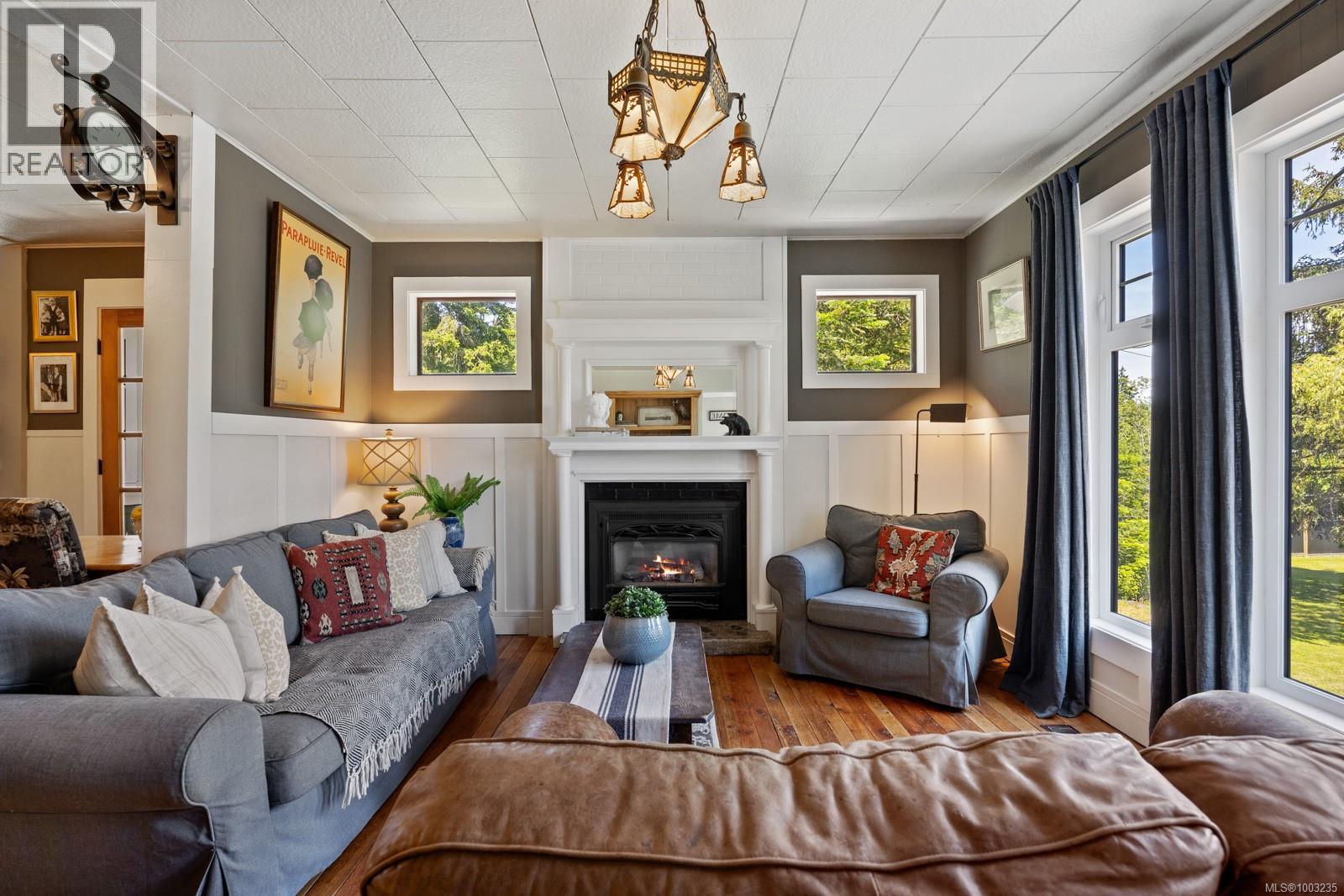 3838/3836 Royston Rd, Royston