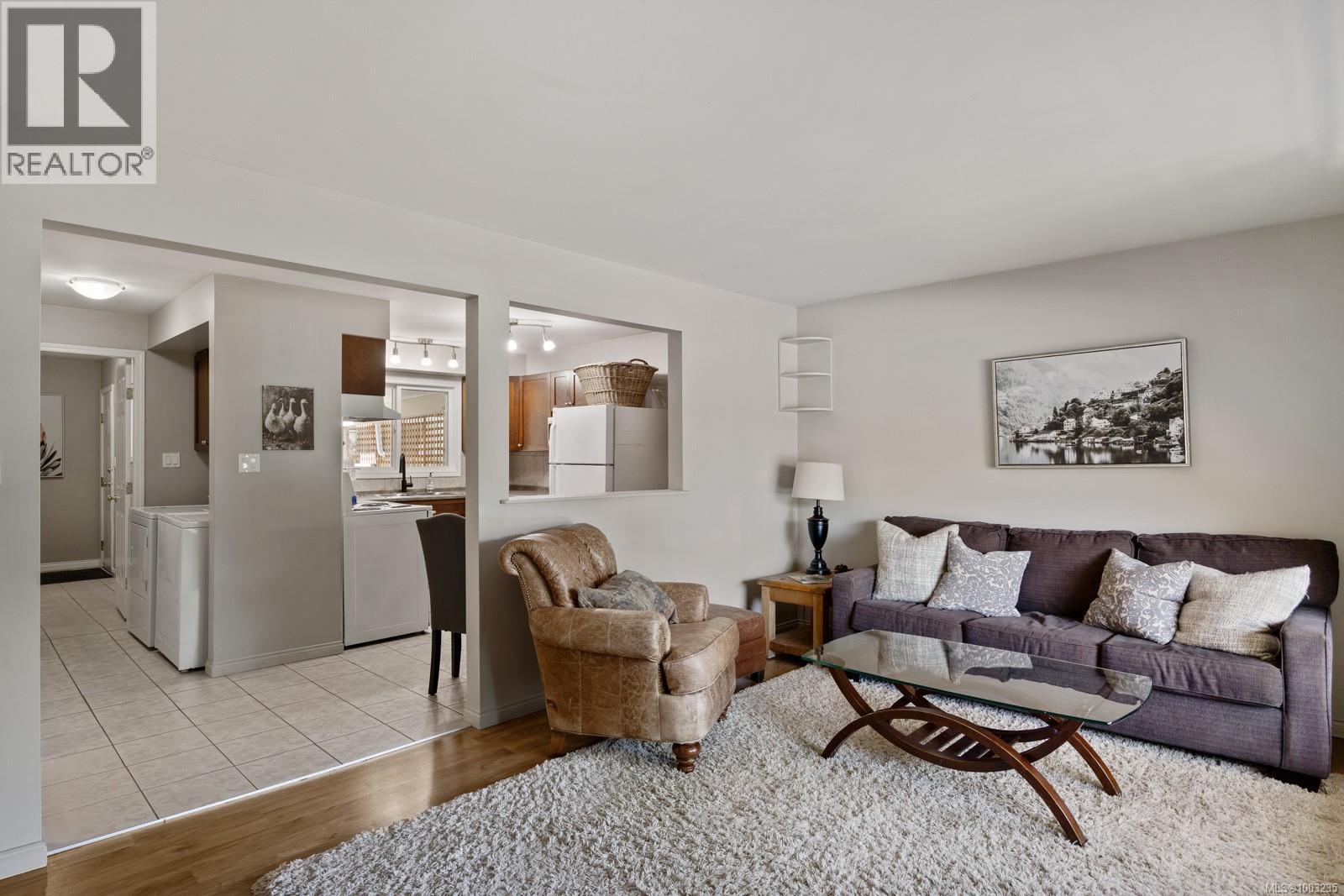 3838/3836 Royston Rd, Royston